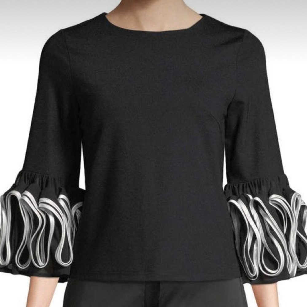 GRACIA drama cuff sleeves top